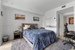 45 SW 9th St, Miami, FL 33130 - Photo 13