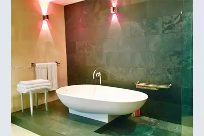 100 S Pointe Dr #604, Miami Beach, FL 33139 - Photo 17