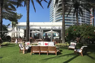 100 S Pointe Dr, Miami Beach, FL 33139 - Photo 31