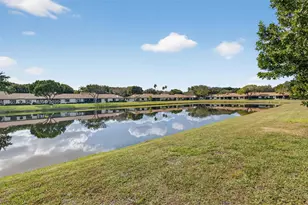 8200 Whispering Palm Dr, Boca Raton, FL 33496 - Photo 35