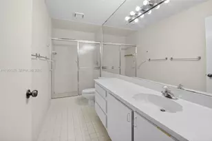 8200 Whispering Palm Dr, Boca Raton, FL 33496 - Photo 21