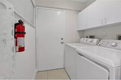 8200 Whispering Palm Dr, Boca Raton, FL 33496 - Photo 31