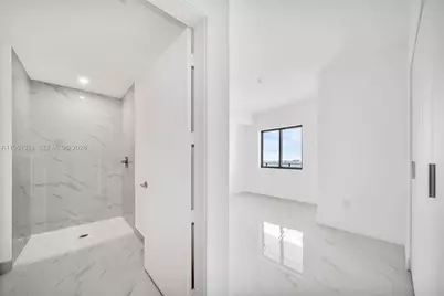 700 NE 24th St #1902, Miami, FL 33137 - Photo 27