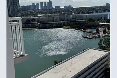 18041 Biscayne Blvd #1701, Aventura, FL 33160 - Photo 11