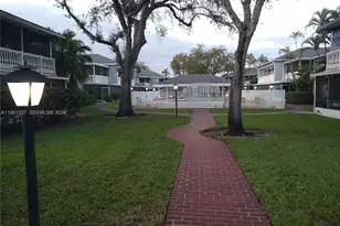 7554 Stirling Rd, Davie, FL 33024 - Photo 23