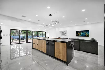 112 NW 53rd St, Miami, FL 33127 - Photo 61