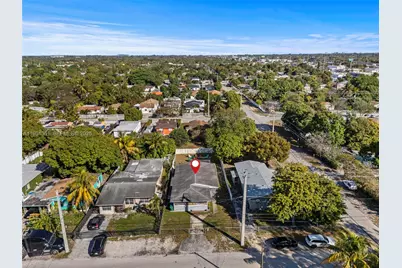 811 NW 112th St, Miami, FL 33168 - Photo 45