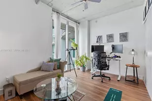 690 SW 1st Ct, Miami, FL 33130 - Photo 31