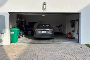 4493 NW 81st Ave, Doral, FL 33166 - Photo 31