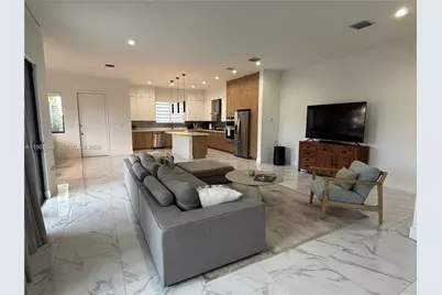 4493 NW 81st Ave #4493, Doral, FL 33166 - Photo 9