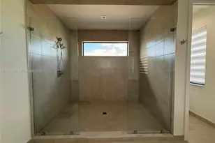 4493 NW 81st Ave, Doral, FL 33166 - Photo 23