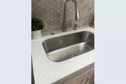 1400 SW 124th Ter #207Q, Pembroke Pines, FL 33027 - Photo 7