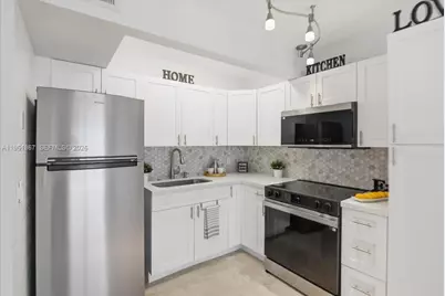 1400 SW 124th Ter #207Q, Pembroke Pines, FL 33027 - Photo 5