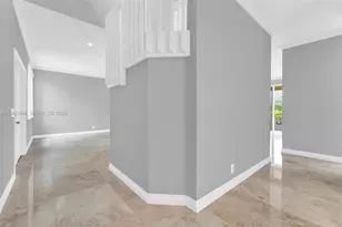 1518 Maple Dr, Weston, FL 33327 - Photo 17