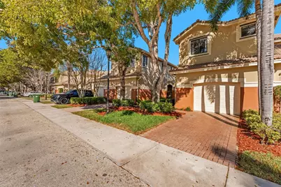 3815 Tree Top Dr, Weston, FL 33332 - Photo 3