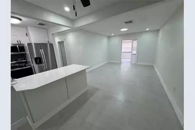 10245 SW 37th Ter, Miami, FL 33165 - Photo 5