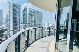 45 SW 9th St, Miami, FL 33130 - Photo 19