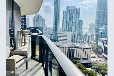 45 SW 9th St #2003, Miami, FL 33130 - Photo 15