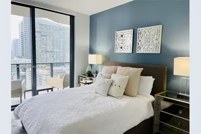 45 SW 9th St #2003, Miami, FL 33130 - Photo 11