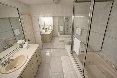 3241 NW 40th St, Lauderdale Lakes, FL 33309 - Photo 11