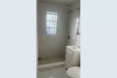 134 SW 61st Ave #0, Miami, FL 33144 - Photo 5
