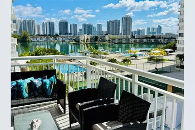 18051 Biscayne Blvd #503, Aventura, FL 33160 - Photo 1