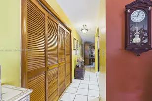 46 NW 24th Ct, Miami, FL 33125 - Photo 7