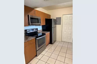 556 NW 114th Ave #201, Sweetwater, FL 33172 - Photo 5