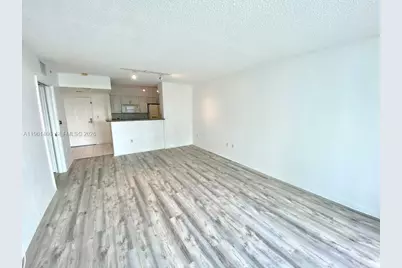 1155 Brickell Bay Dr #607, Miami, FL 33131 - Photo 7