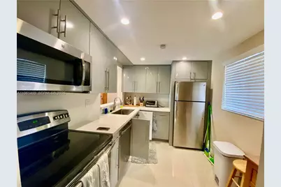 8035 SW 107th Ave #308, Miami, FL 33173 - Photo 7