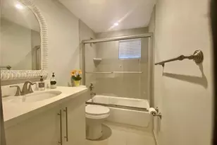 8035 SW 107th Ave, Miami, FL 33173 - Photo 25