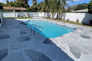 8275 Shadow Wood Blvd, Coral Springs, FL 33071 - Photo 17