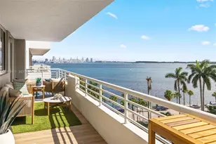 1402 Brickell Bay Dr, Miami, FL 33131 - Photo 21