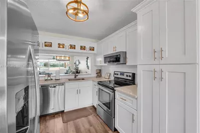 7406 N Devon Dr #108, Tamarac, FL 33321 - Photo 7