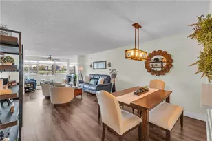 7406 N Devon Dr, Tamarac, FL 33321 - Photo 13