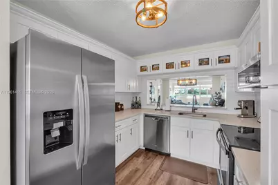 7406 N Devon Dr #108, Tamarac, FL 33321 - Photo 9