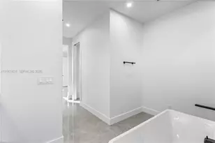 3318 NE 13th Pl, Other City - In The State Of Florida, FL 33909 - Photo 35