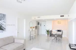 20301 W Country Club Dr, Aventura, FL 33180 - Photo 11