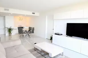 20301 W Country Club Dr, Aventura, FL 33180 - Photo 9