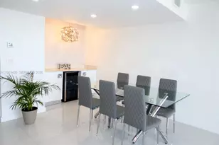 20301 W Country Club Dr, Aventura, FL 33180 - Photo 7