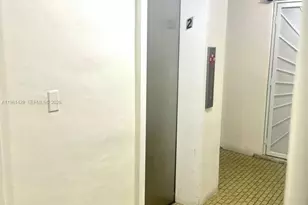 755 SW 6th St, Miami, FL 33130 - Photo 3