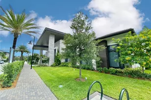 4861 NW 83rd Path, Doral, FL 33166 - Photo 45