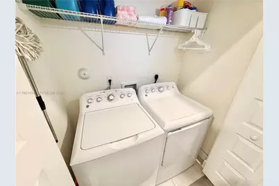 4861 NW 83rd Path #4861, Doral, FL 33166 - Photo 25