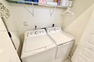 4861 NW 83rd Path, Doral, FL 33166 - Photo 25