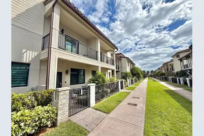 4861 NW 83rd Path #4861, Doral, FL 33166 - Photo 1