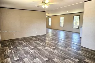 881 Woodland Blvd, Clewiston, FL 33440 - Photo 13