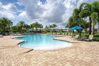 5060 Eucalyptus Dr #2, Hollywood, FL 33021 - Photo 15