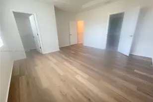 5060 Eucalyptus Dr, Hollywood, FL 33021 - Photo 3