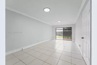 2406 SW 54th St, Dania Beach, FL 33312 - Photo 9