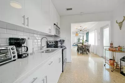 7 NE 50th St, Miami, FL 33137 - Photo 15